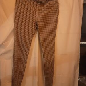 Time and Tru Black and White Houndstooth Pants